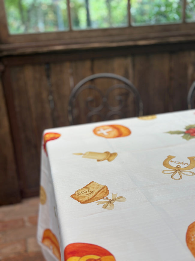 Christmas Tablecloths