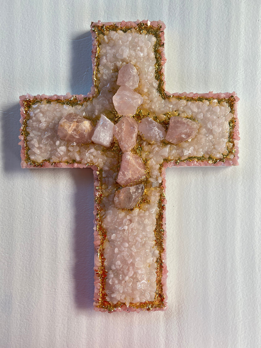 Crystal cross